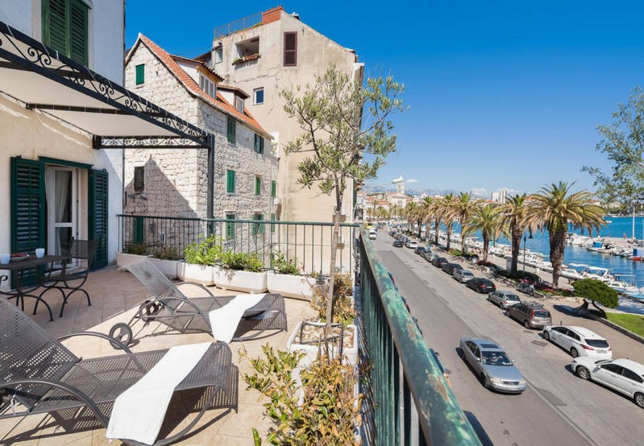 Apartment in Split - Romantic studio Augustea with big terrace 
