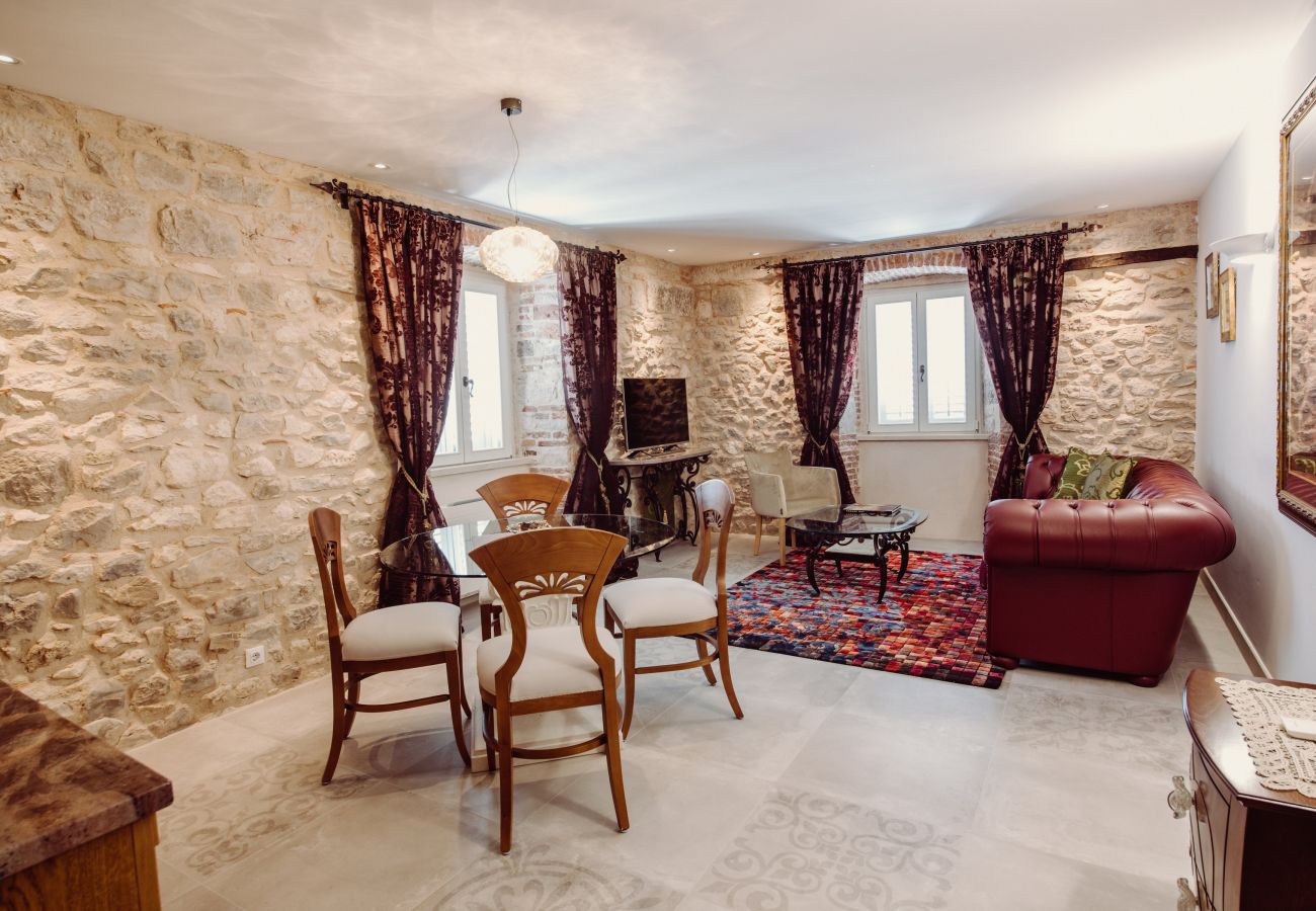 Apartment in Split - Luxury Apartment Lucilla in the heart of Split 