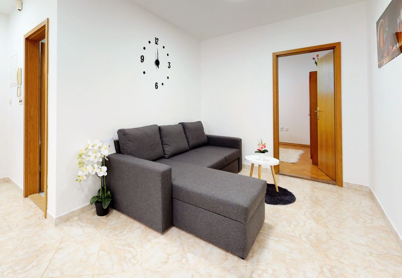 Apartment in Split - Apartment Nora - stay by Bacvice and old town