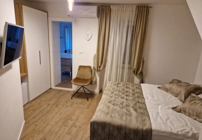 Rent by room in Split - Guesthouse Bepa - Standard double room