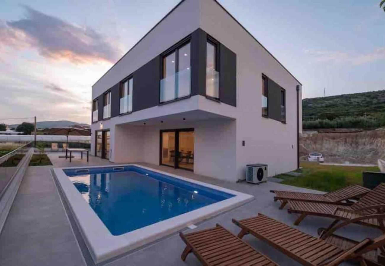 Villa in Trogir - Villa Good Vibes