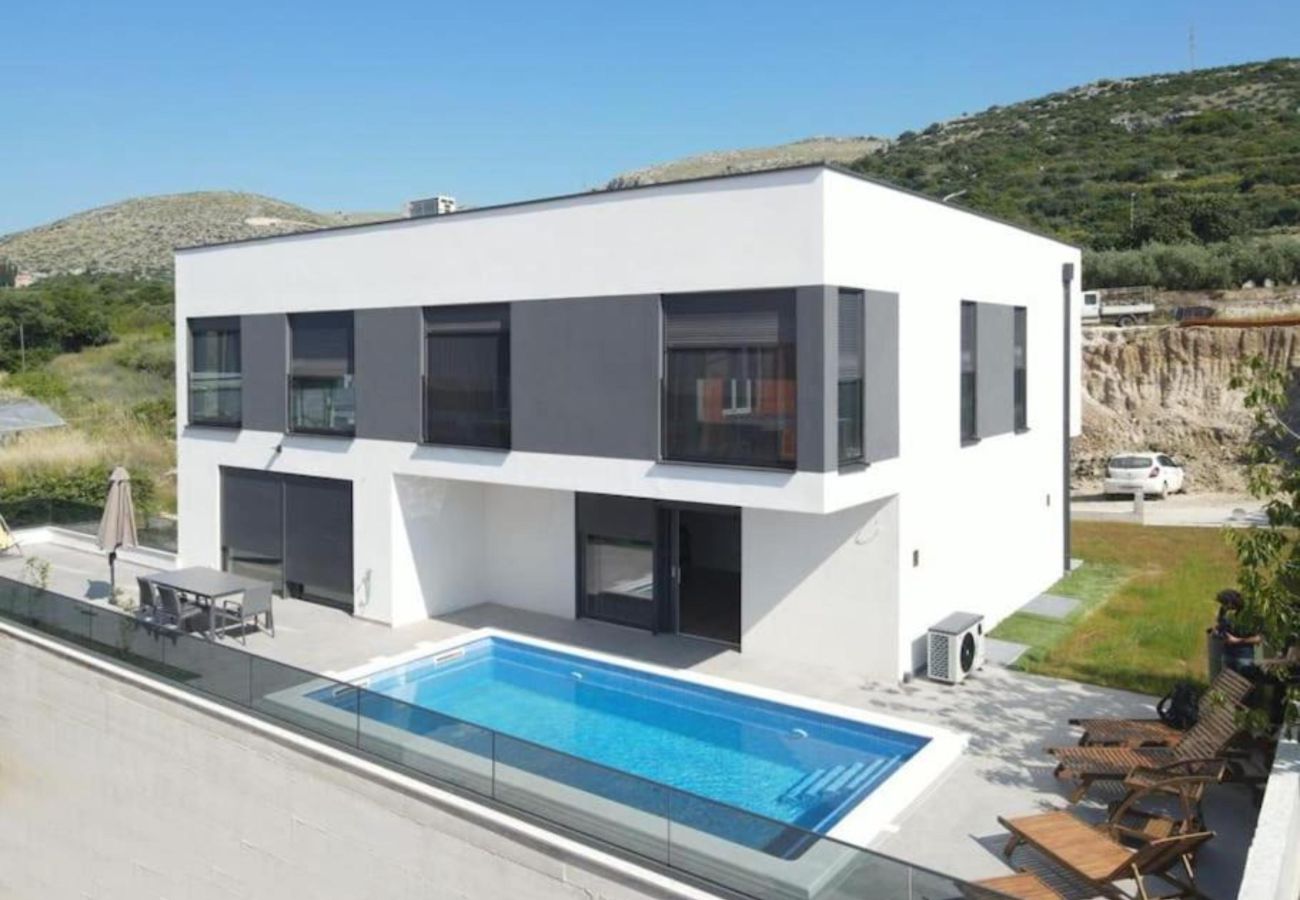 Villa in Trogir - Villa Good Vibes